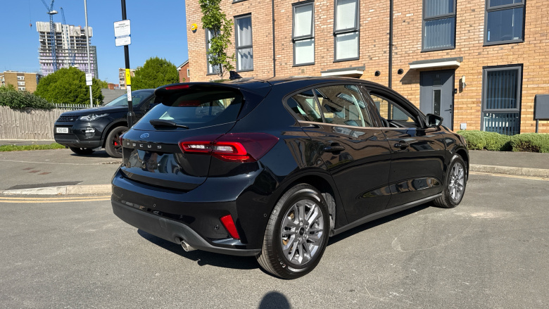 Ford Focus 1.0 EcoBoost Hybrid mHEV 155 Titanium 5dr Auto Petrol Hatchback